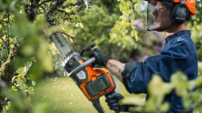 Husqvarna láncfűrész